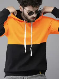 Campus Sutra Men Colourblocked Hooded Sweatshirt
