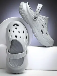 BERSACHE Men Rubber Self Design Clogs