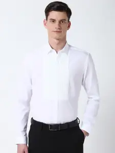 Peter England Elite Men Spread Collar Textured Cotton Slim Fit Formal Shirt