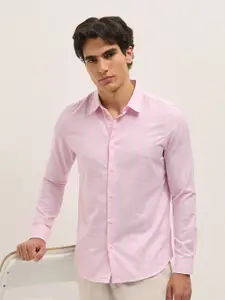 THE BEAR HOUSE Men Slim Fit Opaque Striped Casual Shirt