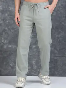 The Roadster Lifestyle Co Men Linen Relaxed-Fit Regular Mid-Rise Trouser