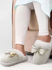 JENNA Women Self Design Room Slippers