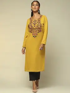 Rangriti Women Floral Embroidered Keyhole Neck Thread Work Kurta
