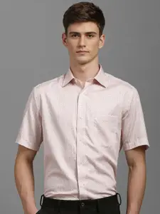 Louis Philippe Men Classic Fit Spread Collar Floral Printed Cotton Formal Shirt