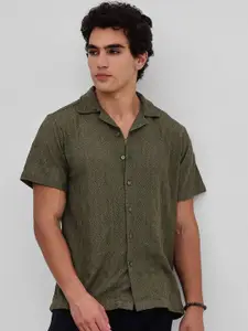 Snitch Men Relaxed Boxy Opaque Casual Shirt