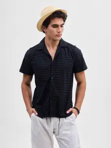 Snitch Men Relaxed Cuban Collar Striped Casual Shirt