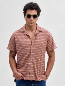 Snitch Men Relaxed Boxy Horizontal Stripes Opaque Striped Casual Shirt