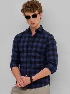 Snitch Men Smart Spread Collar Checked Cotton Slim Fit Casual Shirt