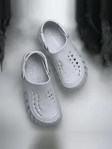 KAPYANSH Men Rubber Casual Clogs