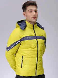 The Indian Garage Co Men Colourblocked Puffer Jacket with Patchwork