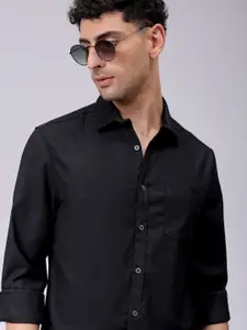 The Indian Garage Co Men Spread Collar Solid Slim Fit Casual Shirt