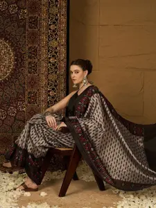 Saree mall Silk Blend Designer Ikat Sarees