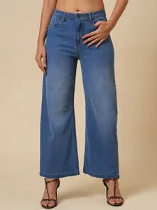 Chemistry Women Boyfriend Fit Light Fade Jeans