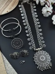 NAMAN ARTS Silver-Plated Oxidised Necklace Jewellery Set