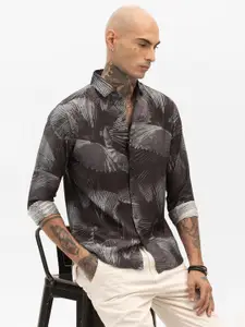 Snitch Men Smart Slim Fit Opaque Printed Casual Shirt