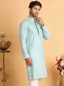 Jompers Men Geometric Embroidered Sequinned Kurta
