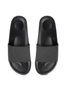 Slipover Men Sliders