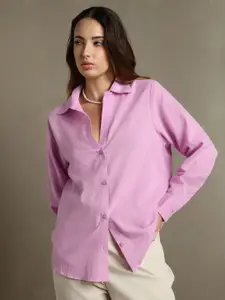 DL Woman Spread Collar Solid Cotton Oversized Casual Shirt