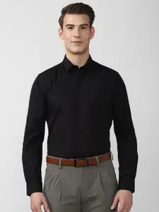 Peter England Men Black Solid Formal Shirt