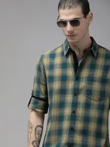 Roadster Men Beige Checked Casual Shirt