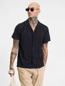 Snitch Men Relaxed Boxy Opaque Printed Casual Shirt