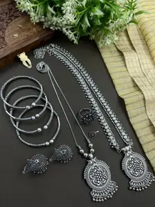 NAMAN ARTS Nidhi Silver-Plated Oxidised Necklace Jewellery Set