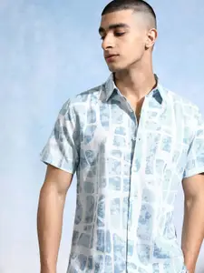 HIGHLANDER Men Opaque Printed Casual Shirt
