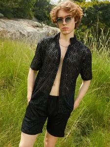 Campus Sutra Self Design Shirt With Shorts