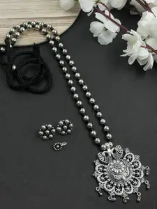 NAMAN ARTS Evana Single Line Silver-Plated Oxidised Necklace Jewellery Set