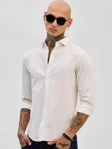 Snitch Men Smart Slim Fit Striped Casual Shirt