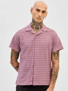 Snitch Men Relaxed Boxy Horizontal Stripes Opaque Striped Casual Shirt