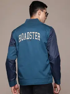 The Roadster Lifestyle Co. Brand Logo Acrylic No Tailored Jacket