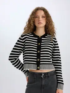 DeFacto Women Striped