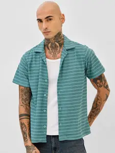Snitch Men Relaxed Boxy Horizontal Stripes Opaque Striped Casual Shirt