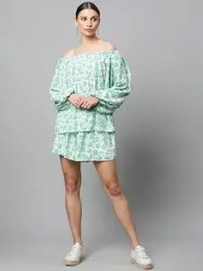 Global Republic Printed Off Shoulder Long Sleeves Top With Shorts