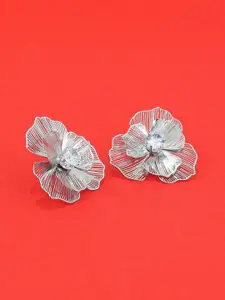 VAGHBHATT Floral Studs Earrings