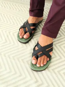 THE MADRAS TRUNK Men Slip-On Comfort Sandals