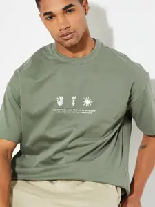 MAX URB_N Men Oversized Graphic Printed T-shirt