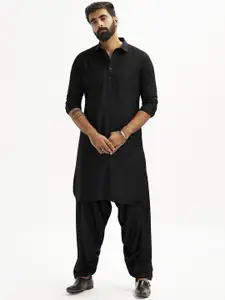 VASTRAMAY Men Regular Kurta with Patiala