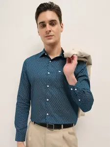 THE BEAR HOUSE Tailored Fit Geometric Printed Pure Cotton Formal Shirt