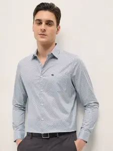 THE BEAR HOUSE Men Spread Collar Geometric Printed Cotton Tailored Fit Formal Shirt