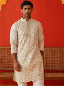 Jompers Men Geometric Embroidered Sequinned Kurta