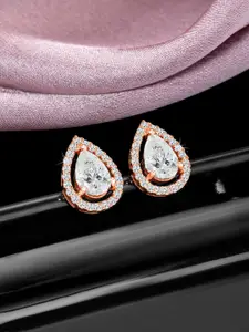 Peora Contemporary Studs Earrings