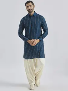 VASTRAMAY Men Printed Regular Kurta with Patiala