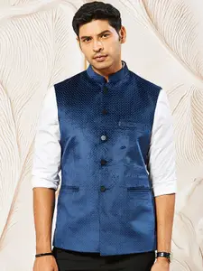 VASTRAMAY Polka Dot Printed Nehru Jacket