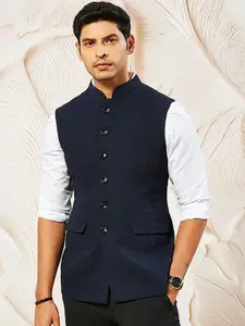 VASTRAMAY Embellished Nehru Jacket