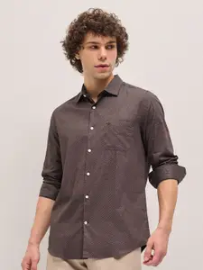 THE BEAR HOUSE Men Spread Collar Geometric Printed Cotton Tailored Fit Formal Shirt