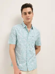 THE BEAR HOUSE Men Spread Collar Floral Printed Cotton Relaxed Fit Casual Shirt