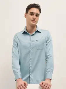 THE BEAR HOUSE Men Spread Collar Solid Cotton Tailored Fit Formal Shirt