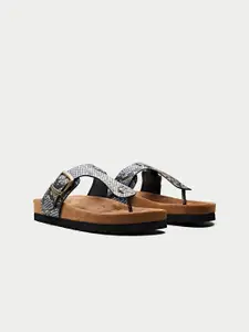 Oroh Women T-Strap Flats with Buckles
